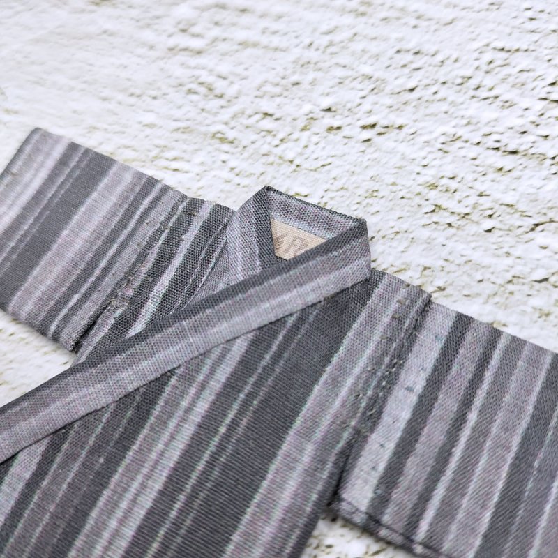 画像5: 【アウトレット値下品】手縫いの浴衣【縞/墨】 (5)